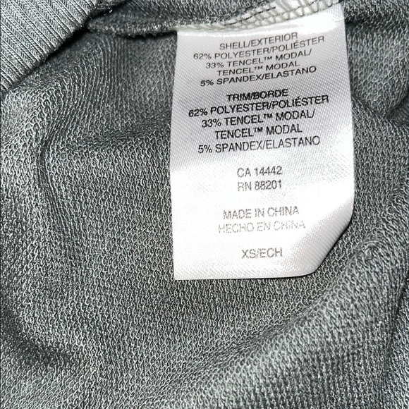 Mondetta Green Crewneck Sweater Camouflage Knit - Picture 10 of 11